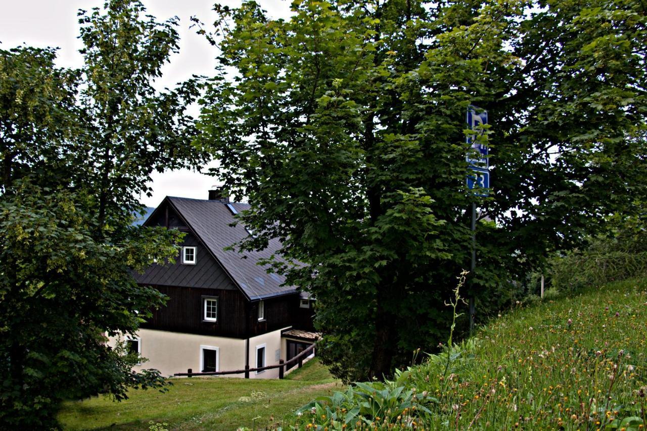 Villa Chaloupka Slamenka Loučná pod Klínovcem Exterior foto